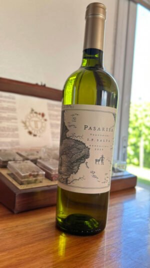 Pasarisa Torrontés by Laura Catena