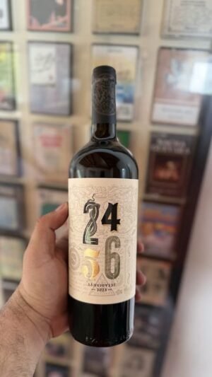 Botella de 2456 Sangiovese Reserva, vino Sangiovese de Medrano, Mendoza, disponible en La Cava del Tosco
